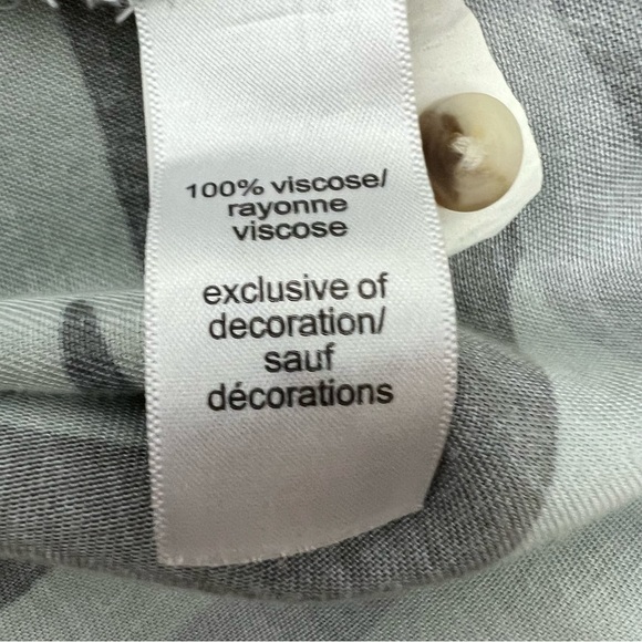 NWT MAURICES Women’s Button Blouse/Top Small Multi Color Camouflage Print Flaw - Picture 9 of 14